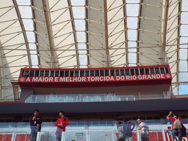 逼平对手 逼平对手